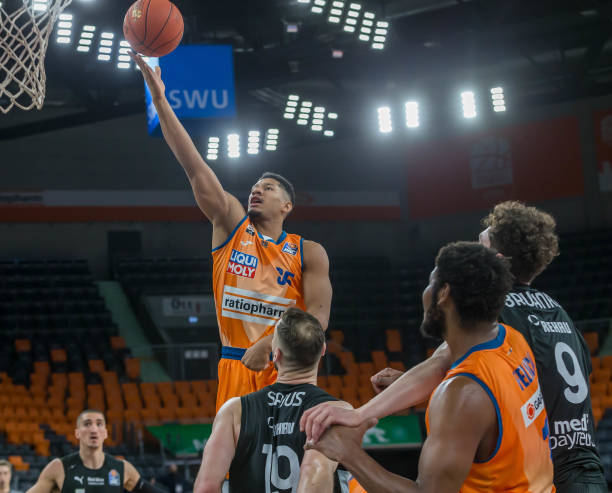 成绩上有稳 成绩上有稳